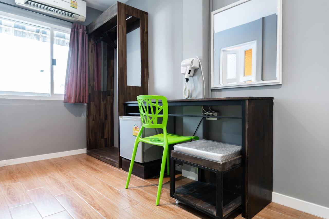 The Richy Place Guest House Bangkok Luaran gambar
